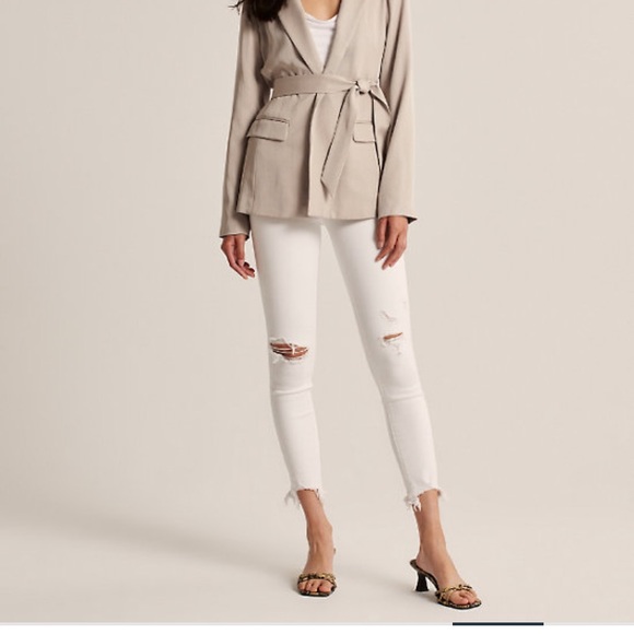 SOLD Abercrombie and Fitch blazer - Picture 6 of 7